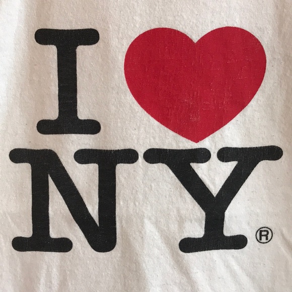 Classic I Love NY T-Shirt Size Small - Picture 2 of 3
